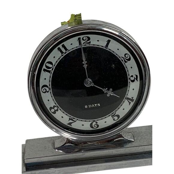 Vintage 1950s Germany Table Clock 8 Day Gesetzlich Geschutzt Silvertone Black - Picture 9 of 9